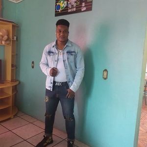 Meet your Posher, Augustin